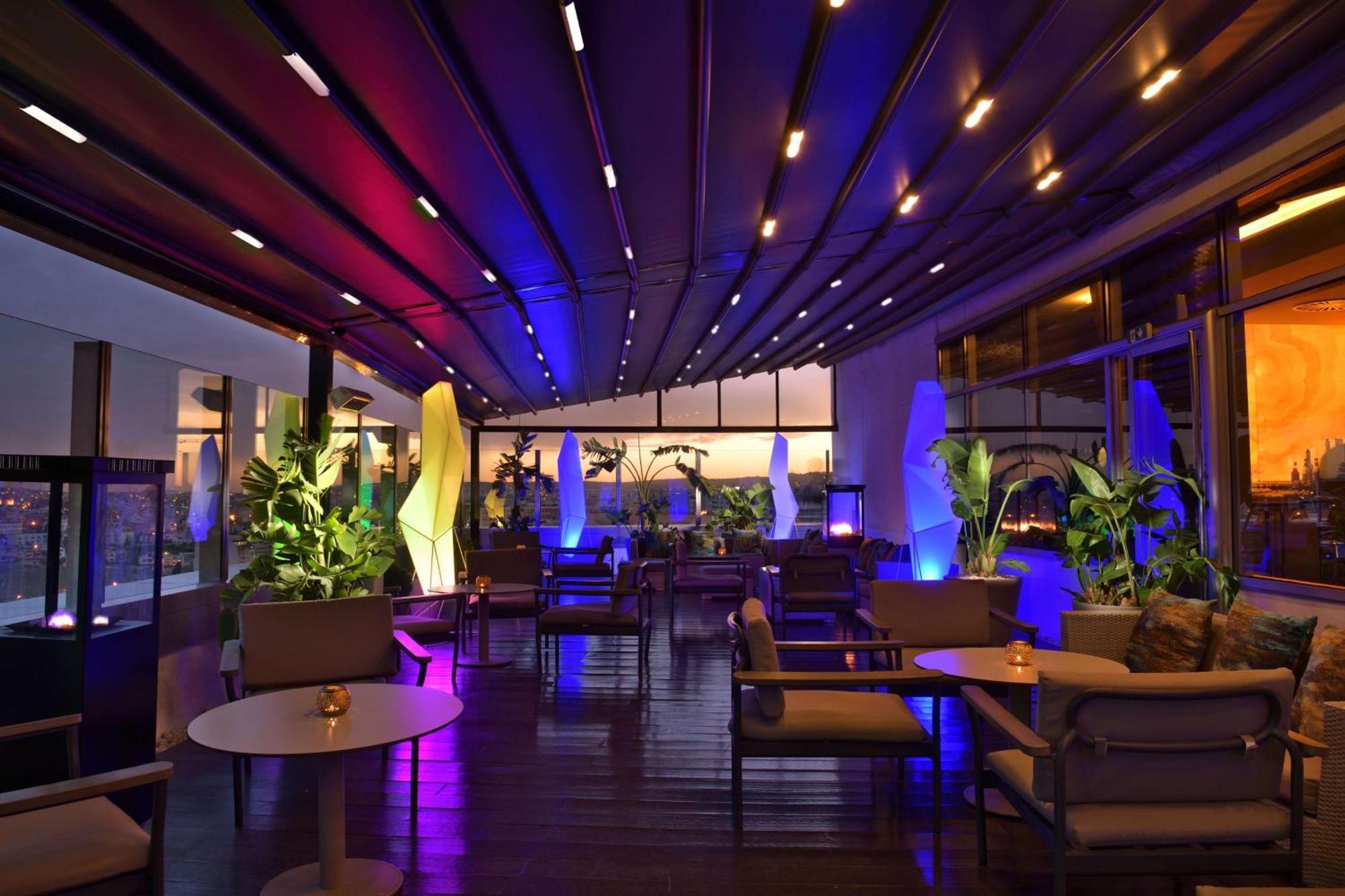 Hilton Tanger City Center Екстериор снимка The interior of the lounge