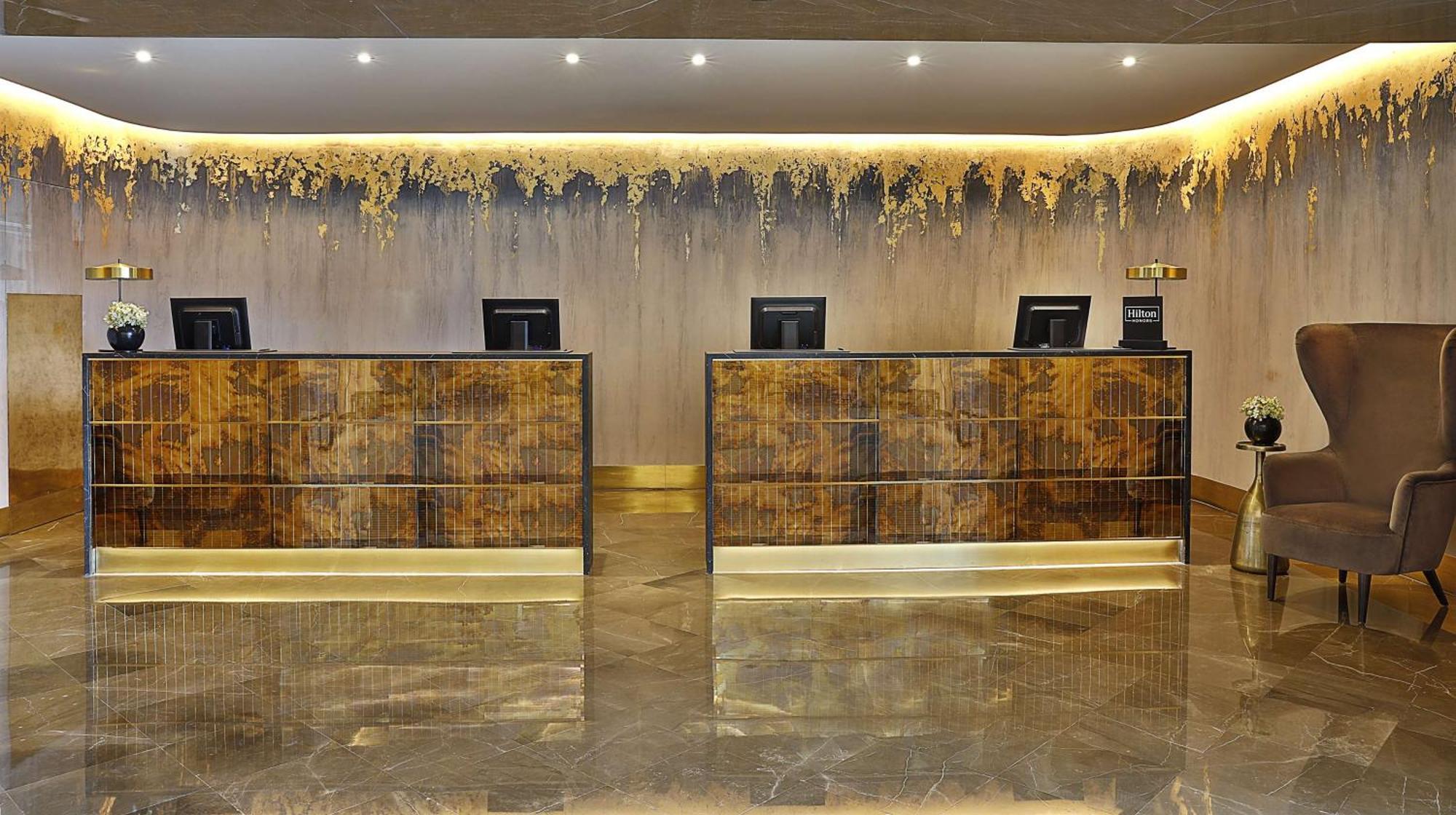 Hilton Tanger City Center Екстериор снимка The lobby of the hotel